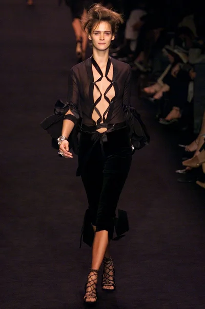 Look 3